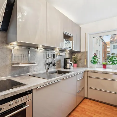 Apartman Beautiful In With Kitchen *